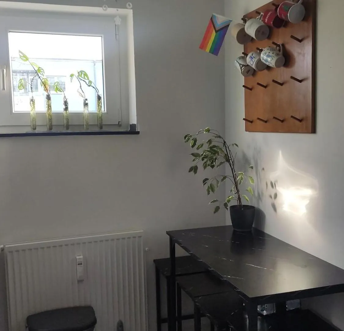 Bequeme Wg-Schlafcouch Fuer 2 In Rheinnaehe كولونيا ألمانيا